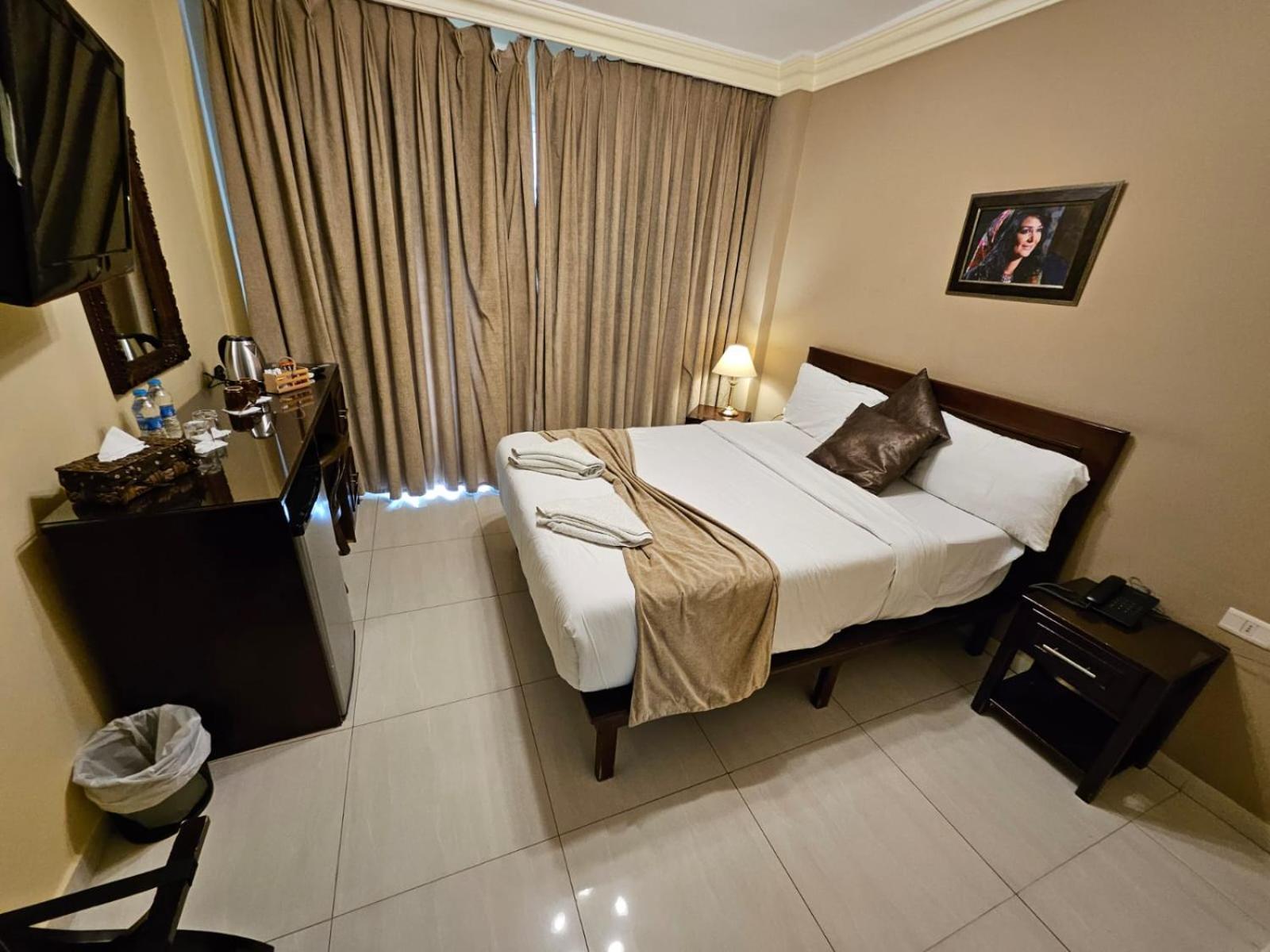 Saint John Hotel Madaba Bagian luar foto