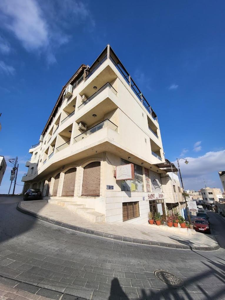 Saint John Hotel Madaba Bagian luar foto