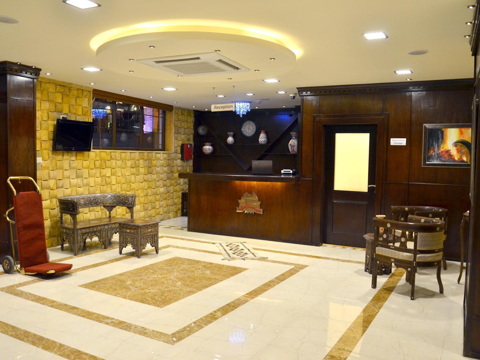 Saint John Hotel Madaba Bagian luar foto