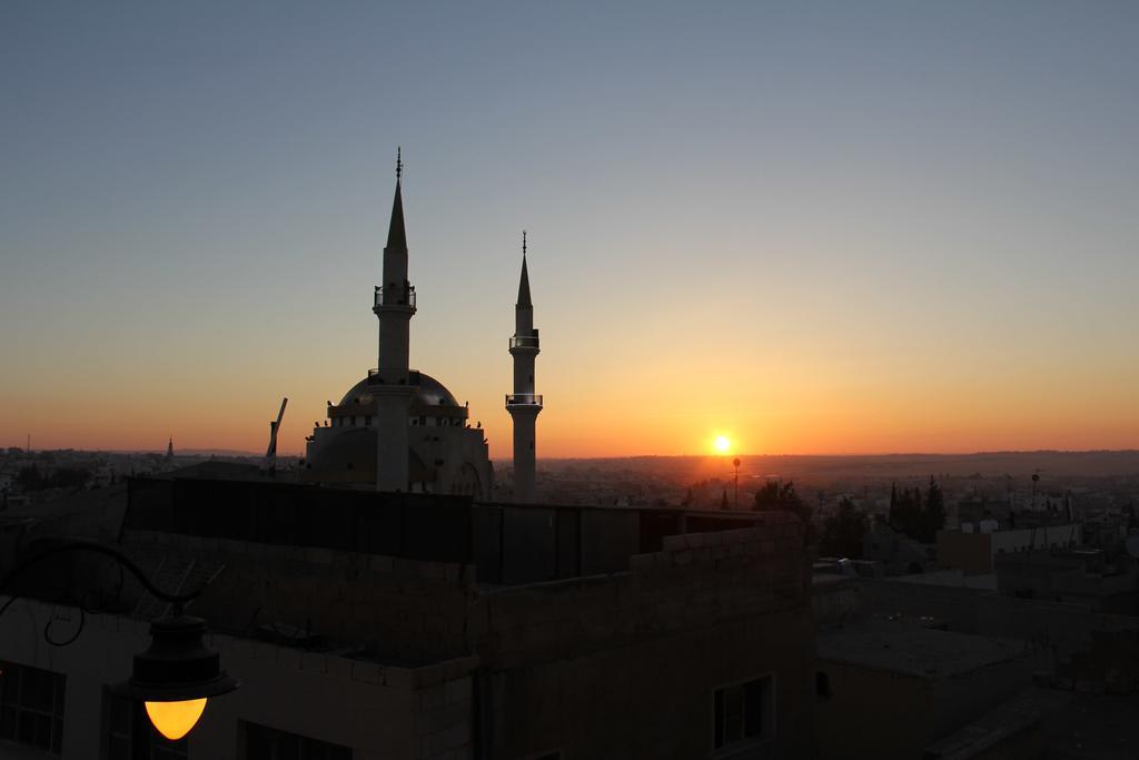 Saint John Hotel Madaba Bagian luar foto