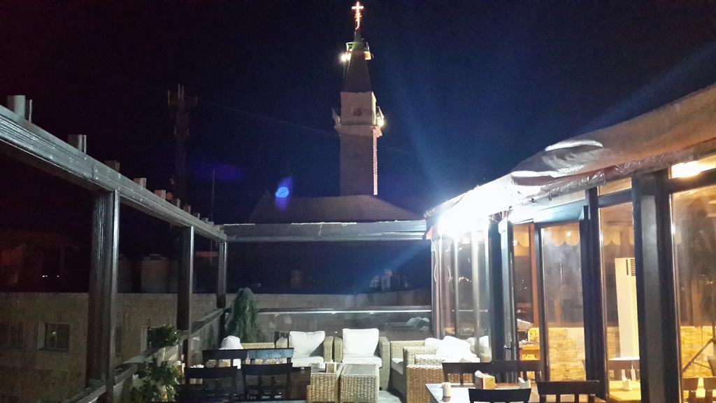 Saint John Hotel Madaba Bagian luar foto