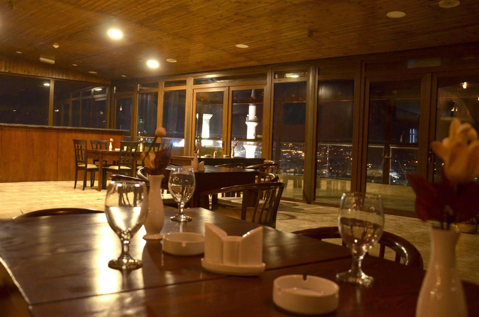 Saint John Hotel Madaba Bagian luar foto